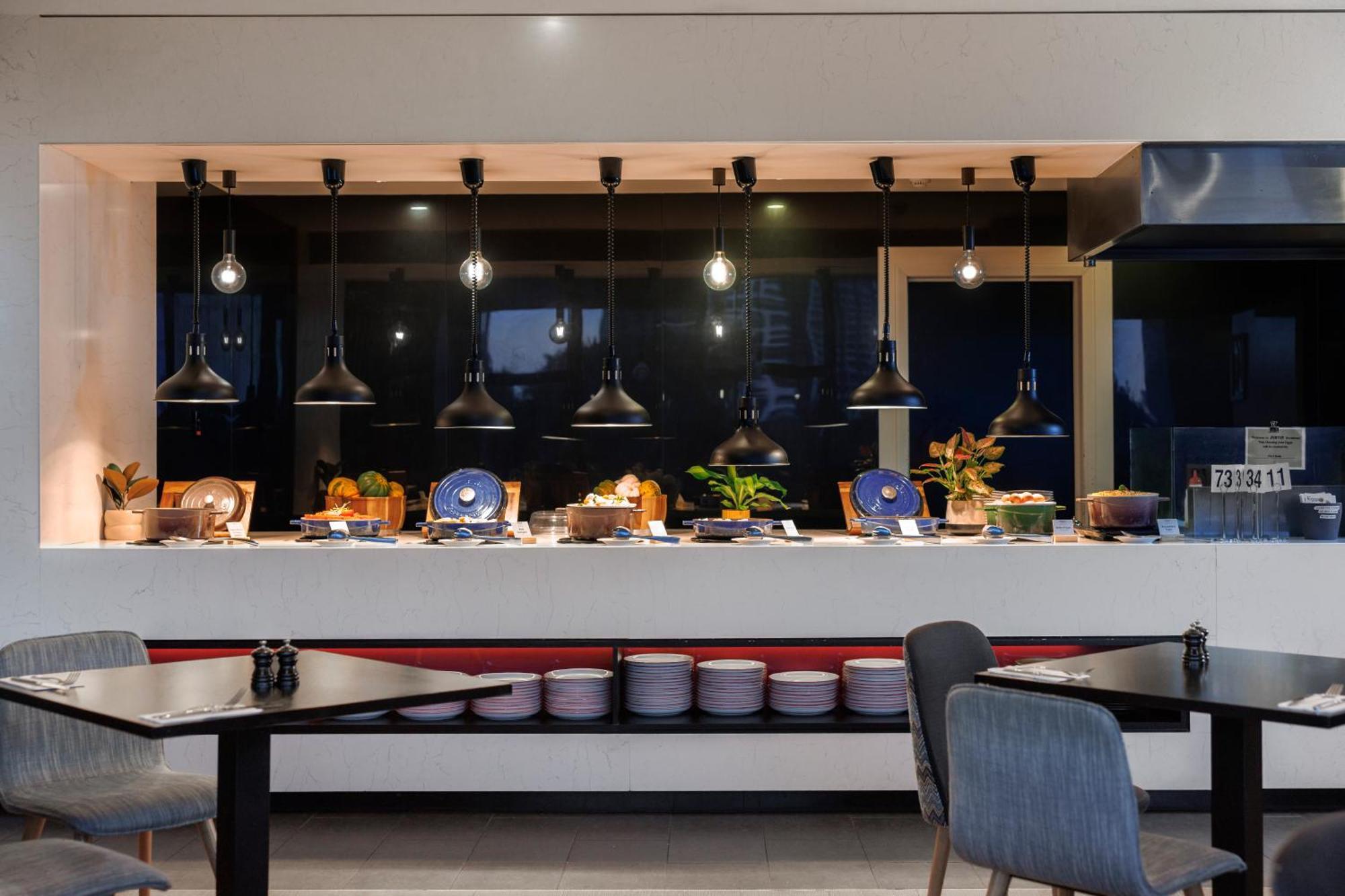 Voco Brisbane City Centre By Ihg Экстерьер фото