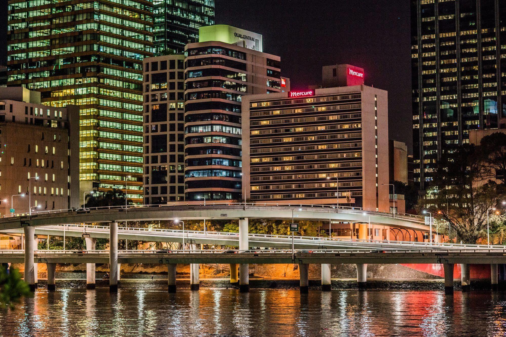 Voco Brisbane City Centre, An Ihg Hotel Экстерьер фото